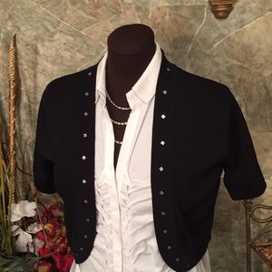 Madison Leigh 🌹  sweater cardigan bolero shrug